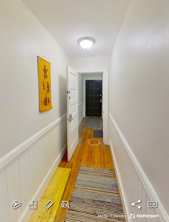 24 Suffolk St, Unit 1 in Cambridge, MA - Building Photo - Building Photo