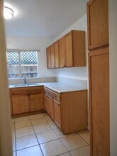 437 Walnut Ave, Unit 2 in Long Beach, CA - Foto de edificio - Building Photo