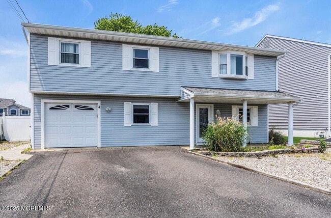 4 Harbor View Ln in Toms River, NJ - Building Photo - Building Photo