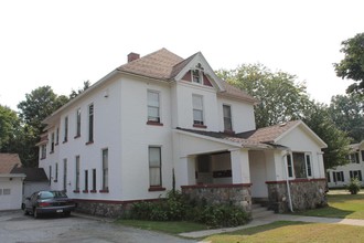 River Bluff Apartments in Niles, MI - Building Photo - Building Photo