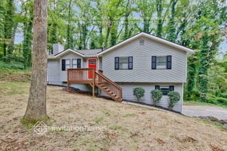 1023 Lakewood Dr in Marietta, GA - Building Photo - Building Photo