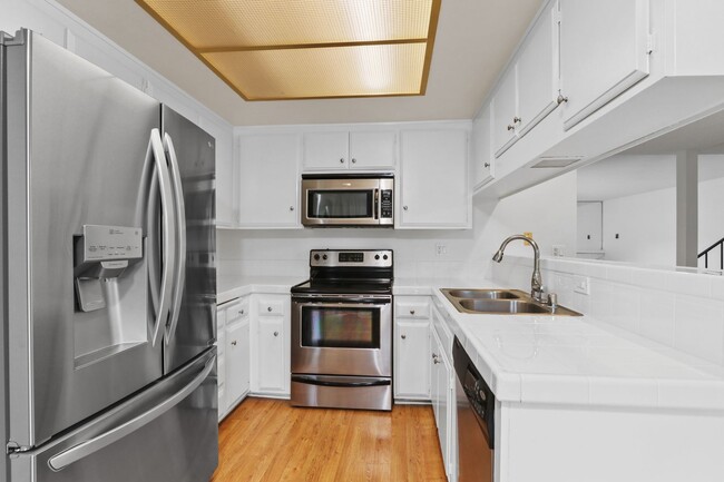 property at 3036 Clubhouse Rd