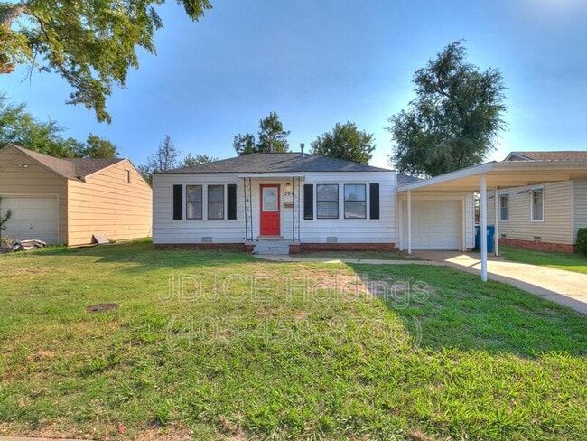 property at 204 E Douglas Dr