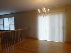 3505 Stone Creek Dr in Joliet, IL - Foto de edificio - Building Photo