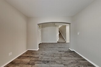 5015 Mossy Bridge Dr in Spring, TX - Building Photo - Building Photo