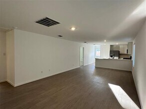 3928 Pontchartrain Pkwy in Sherman, TX - Building Photo - Building Photo