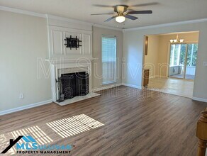 7009 Englehardt Dr in Raleigh, NC - Foto de edificio - Building Photo