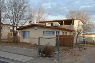 240 W Cincinnati Ave in Las Vegas, NV - Building Photo - Building Photo