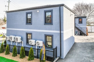 Mad Mill Apartments in Kitchener, ON - Building Photo - Building Photo
