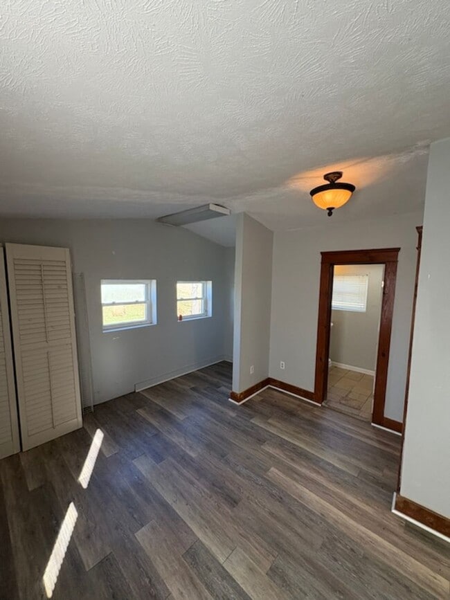 420 W Old Andrew Johnson Hwy in New Market, TN - Building Photo - Building Photo