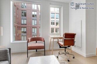 370 Harrison Ave in Boston, MA - Building Photo - Building Photo