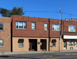 901 Barton St E Apartments