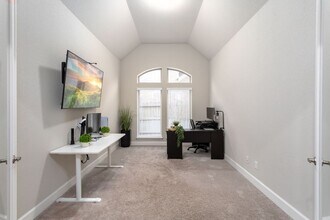 2131 Thayer Cv in San Antonio, TX - Building Photo - Building Photo
