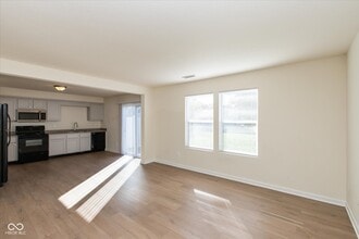 1051 Taurus Ct in Franklin, IN - Building Photo - Building Photo