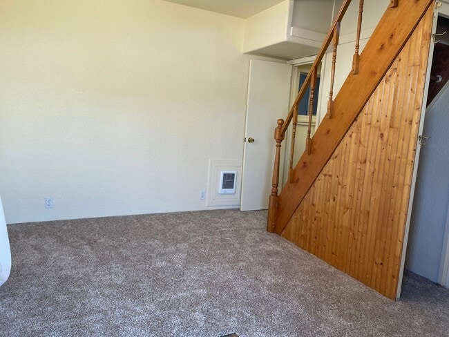 663 SE Parrott St in Roseburg, OR - Building Photo - Building Photo