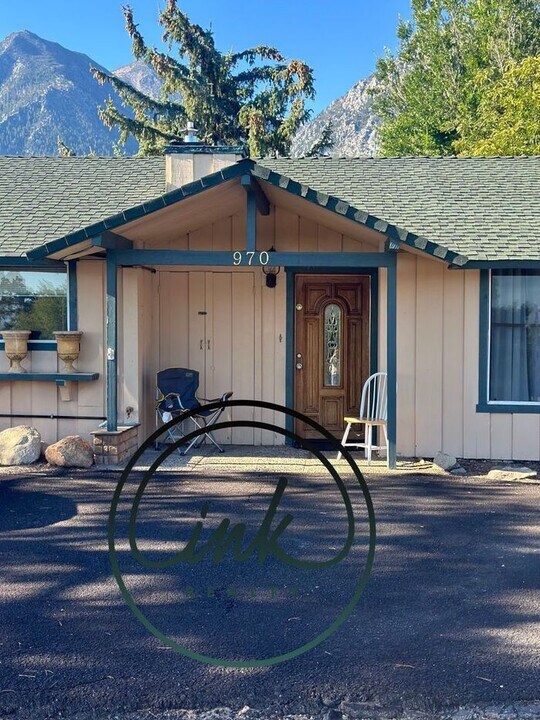 970 Sheridan Ln in Gardnerville, NV - Building Photo