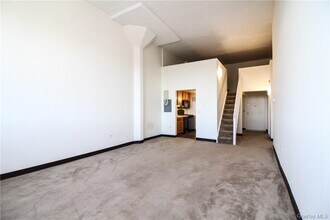 1 Landmark Sq in Port Chester, NY - Building Photo - Building Photo