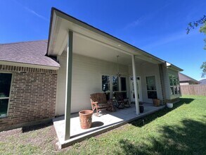 2913 Country Lakes in Zachary, LA - Building Photo - Building Photo