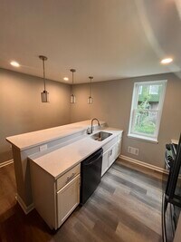 901 N Monroe St photo'