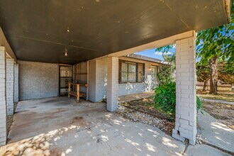 3409 E 17th St in Lubbock, TX - Foto de edificio - Building Photo