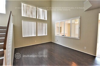 26817 Grommon Way in Santa Clarita, CA - Building Photo - Building Photo