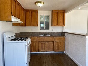 3830 Martin Luther King Jr Blvd in Sacramento, CA - Building Photo - Building Photo