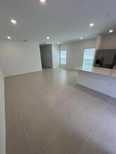 7318 Ivy Tendril Ave in Orlando, FL - Foto de edificio - Building Photo