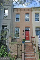 311 9th St SE in Washington, DC - Building Photo