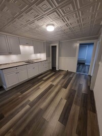 17 Sullivan Street in Newport, NH - Building Photo - Interior Photo