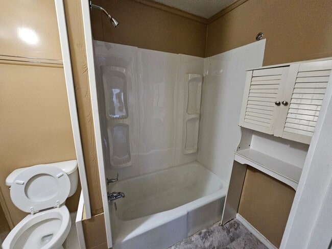 1331 N Machin Ave in Peoria, IL - Building Photo - Building Photo