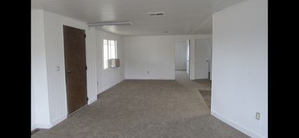 5810 Krebs Rd in Bakersfield, CA - Building Photo - Building Photo