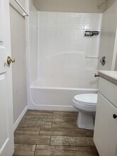 1883 Yankee Ter in North Port, FL - Foto de edificio - Building Photo