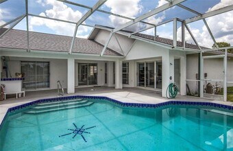 128 Torrington St in Port Charlotte, FL - Building Photo - Building Photo