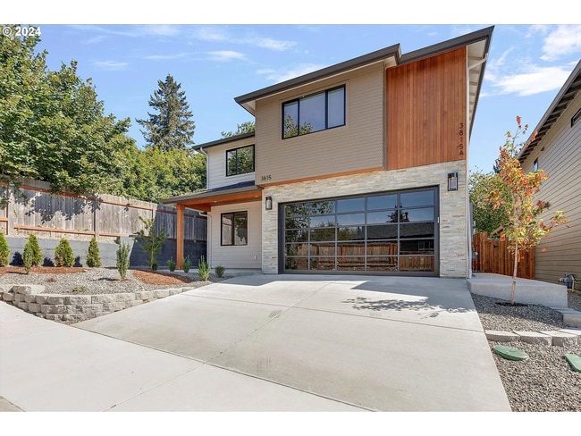 property at 3815 Rose Ct