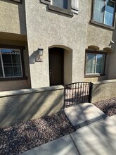 155 N Lakeview Blvd in Chandler, AZ - Building Photo - Building Photo
