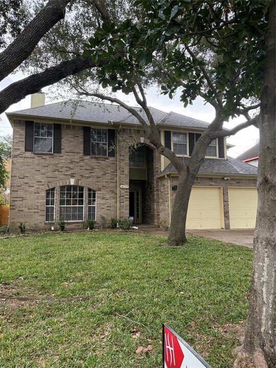 14719 Tilley St in Houston, TX - Building Photo