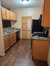 1930 Parkside Dr in Shorewood, IL - Building Photo - Building Photo