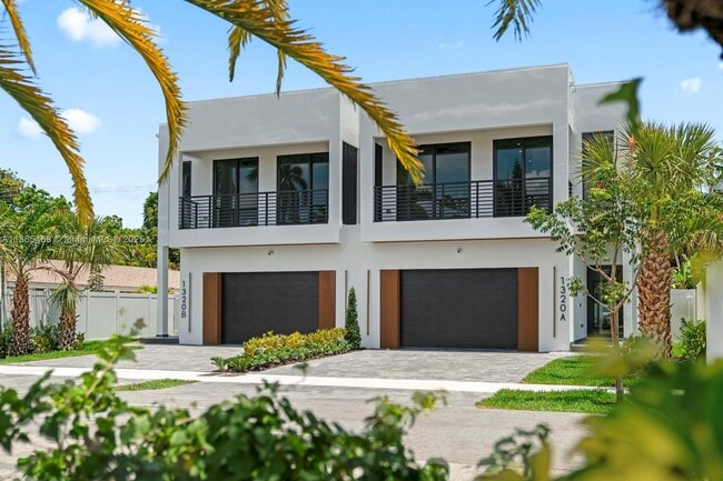 property at 1320 NE 16th Ave