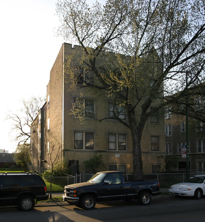 4843 N Ashland Ave in Chicago, IL - Building Photo