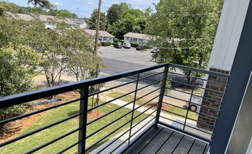 4124 Castleton Rd in Charlotte, NC - Building Photo - Building Photo