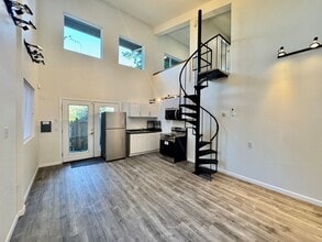 21606 3rd Ave NE in Bothell, WA - Building Photo - Building Photo
