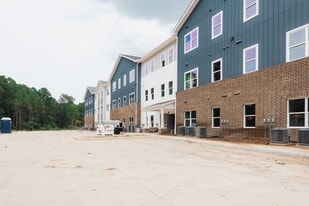Reserve at Mott (55+ Community in Lufkin, TX - Building Photo