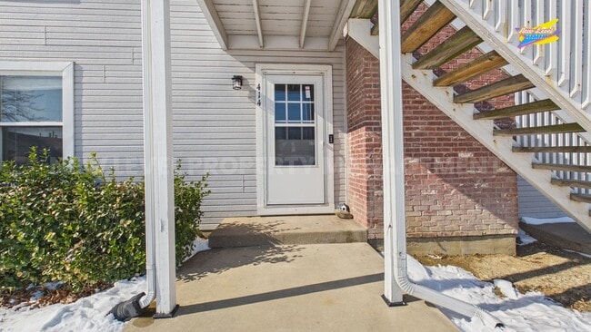 property at 1717 S Cypress St