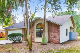 2232 Alderney Ct in Middleburg, FL - Building Photo - Building Photo