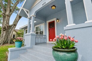 603 Crockett St in Brenham, TX - Building Photo