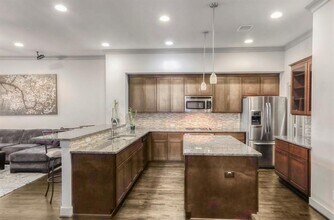 4247 Dickson St in Houston, TX - Building Photo - Building Photo