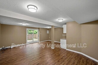 645 Deer Watch Rd in Bridgeville, PA - Building Photo - Building Photo