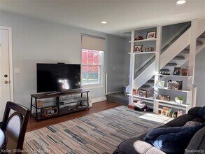 23594 N Rockledge in Novi, MI - Building Photo - Building Photo