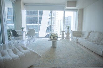 1040 Biscayne Blvd, Unit 2908 in Miami, FL - Building Photo - Building Photo