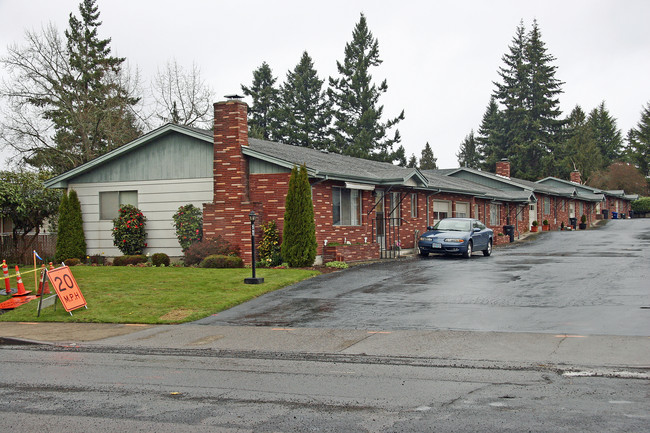 313 SE Warner-Milne Rd in Oregon City, OR - Building Photo - Building Photo